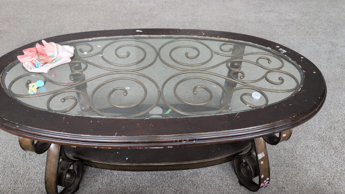 Oval Coffee Table with Glass Top