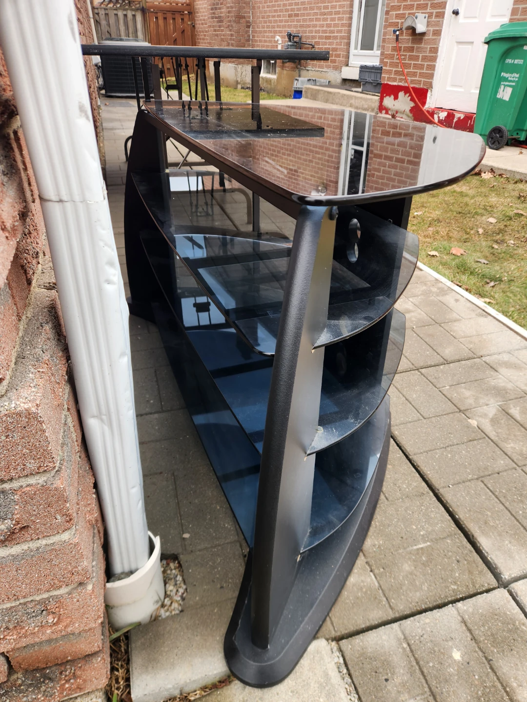Black Glass Media Stand