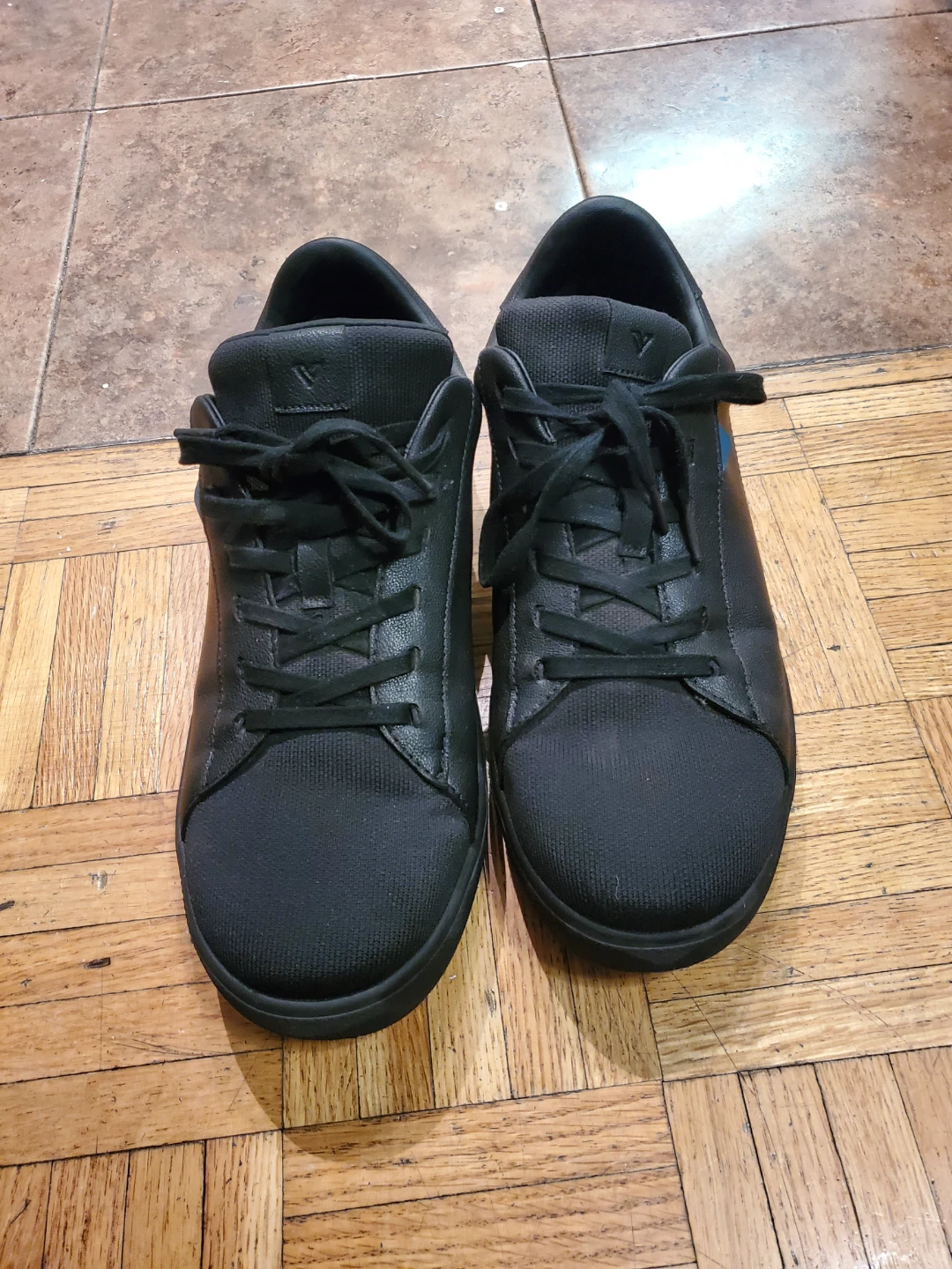 Men's / Boys Waterproof Vessi Shoes Size 10