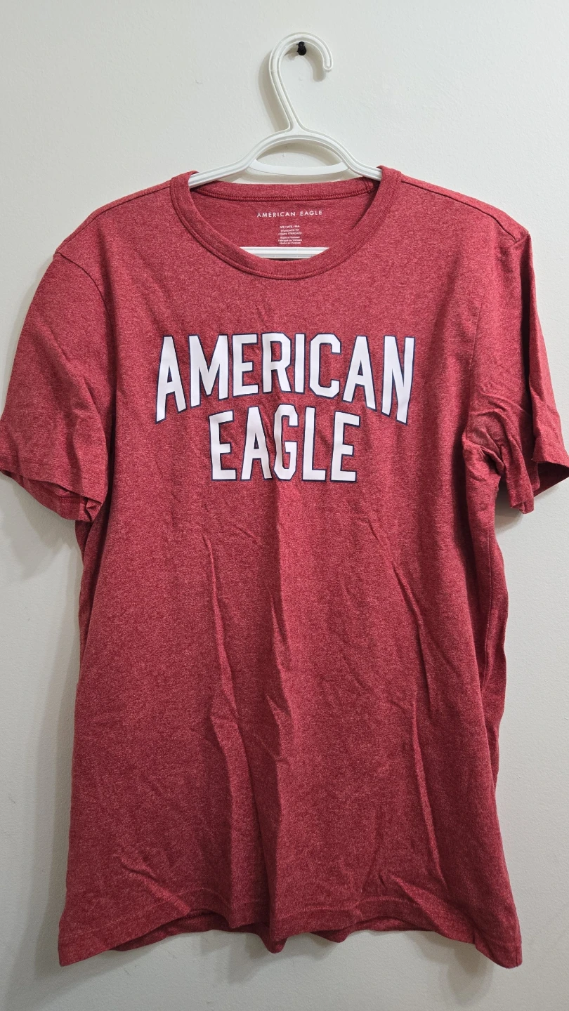American Eagle Red Heather T-Shirt - Size M