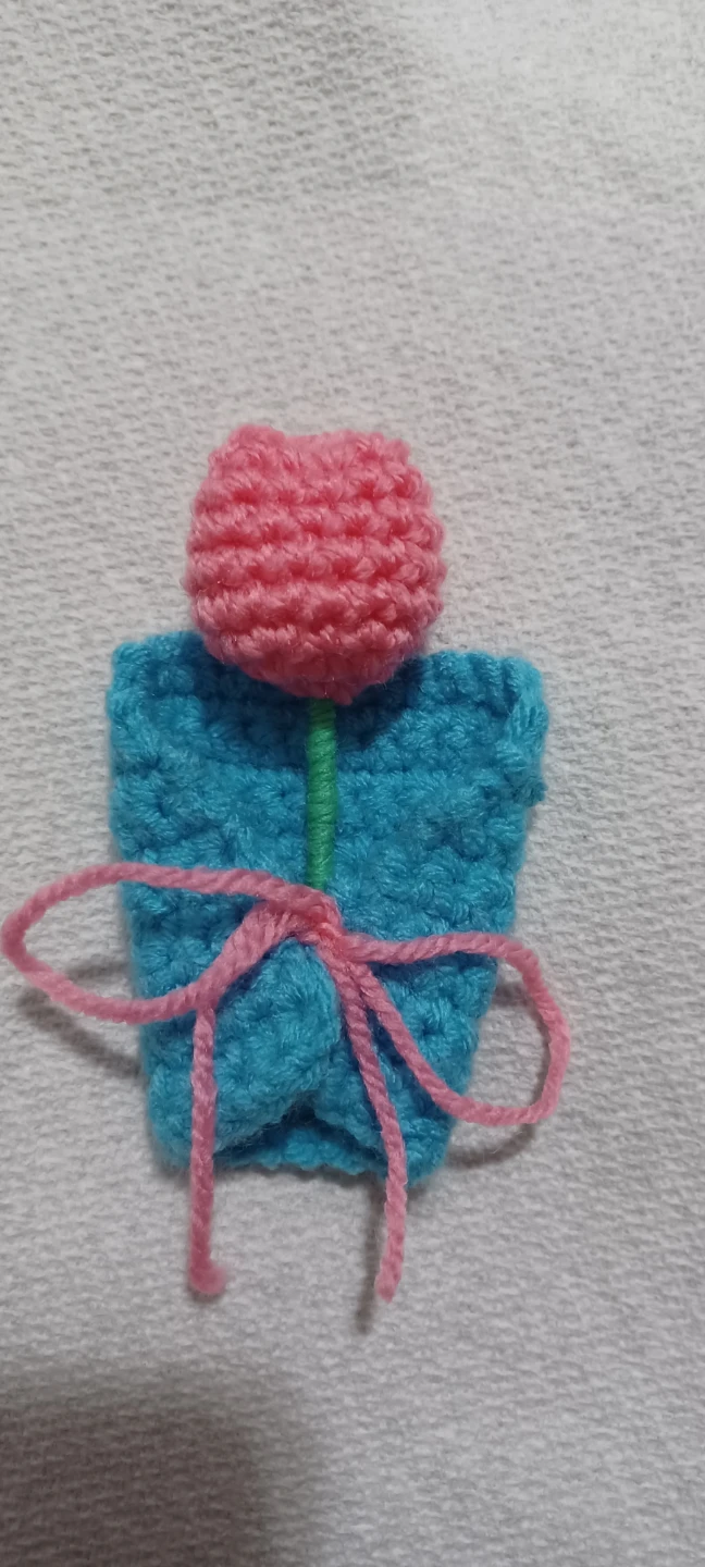 Crocheted Mini  Pink and Blue Tulip Decoration bouquet - photo 2