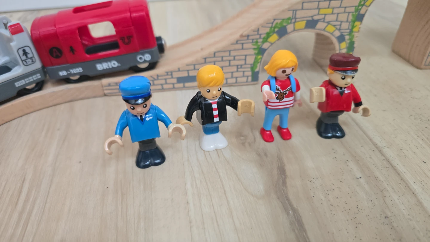 Brio train kit - photo 3