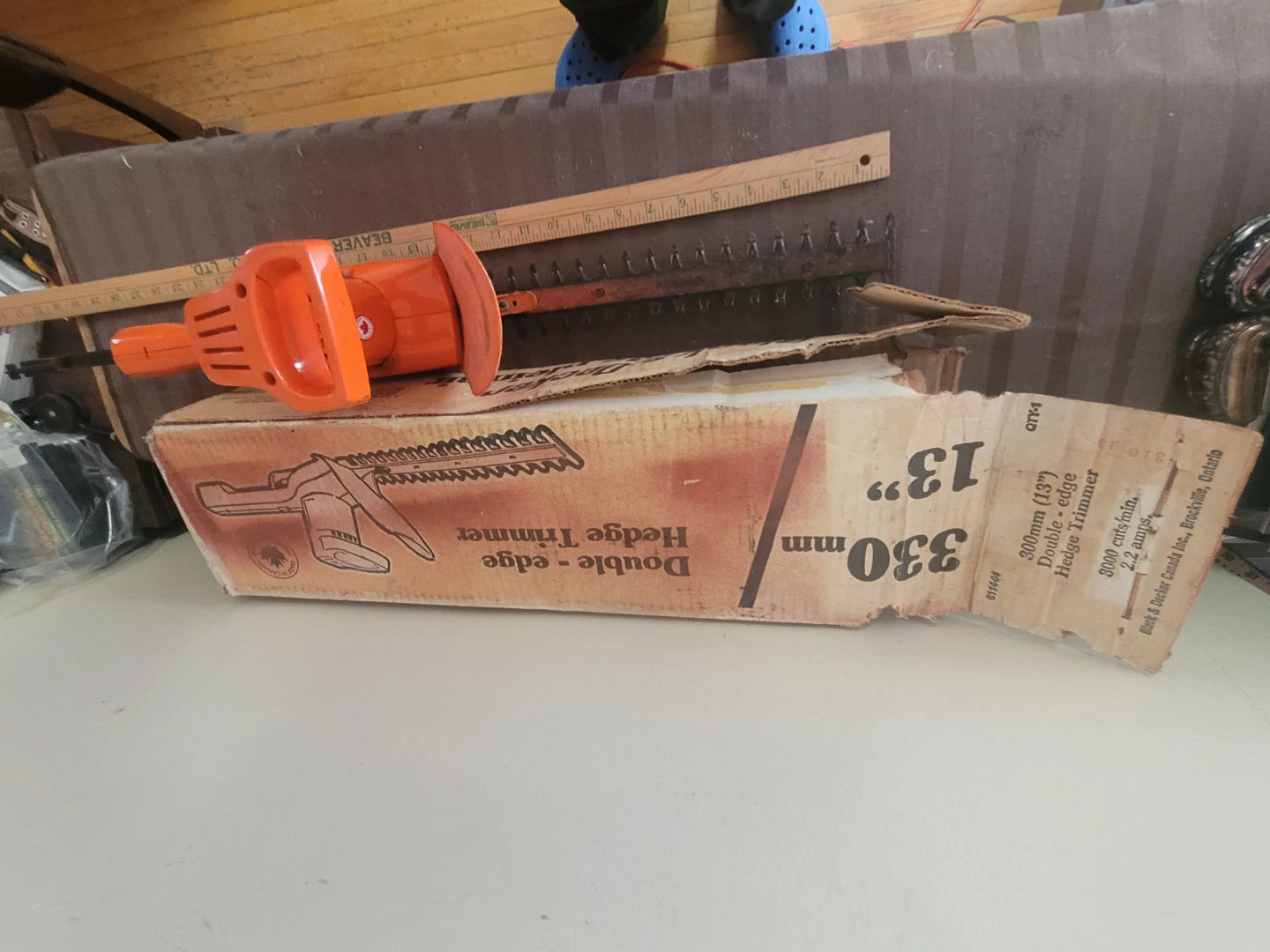 Black & Decker Double-Edge Hedge Trimmer 13" - photo 3