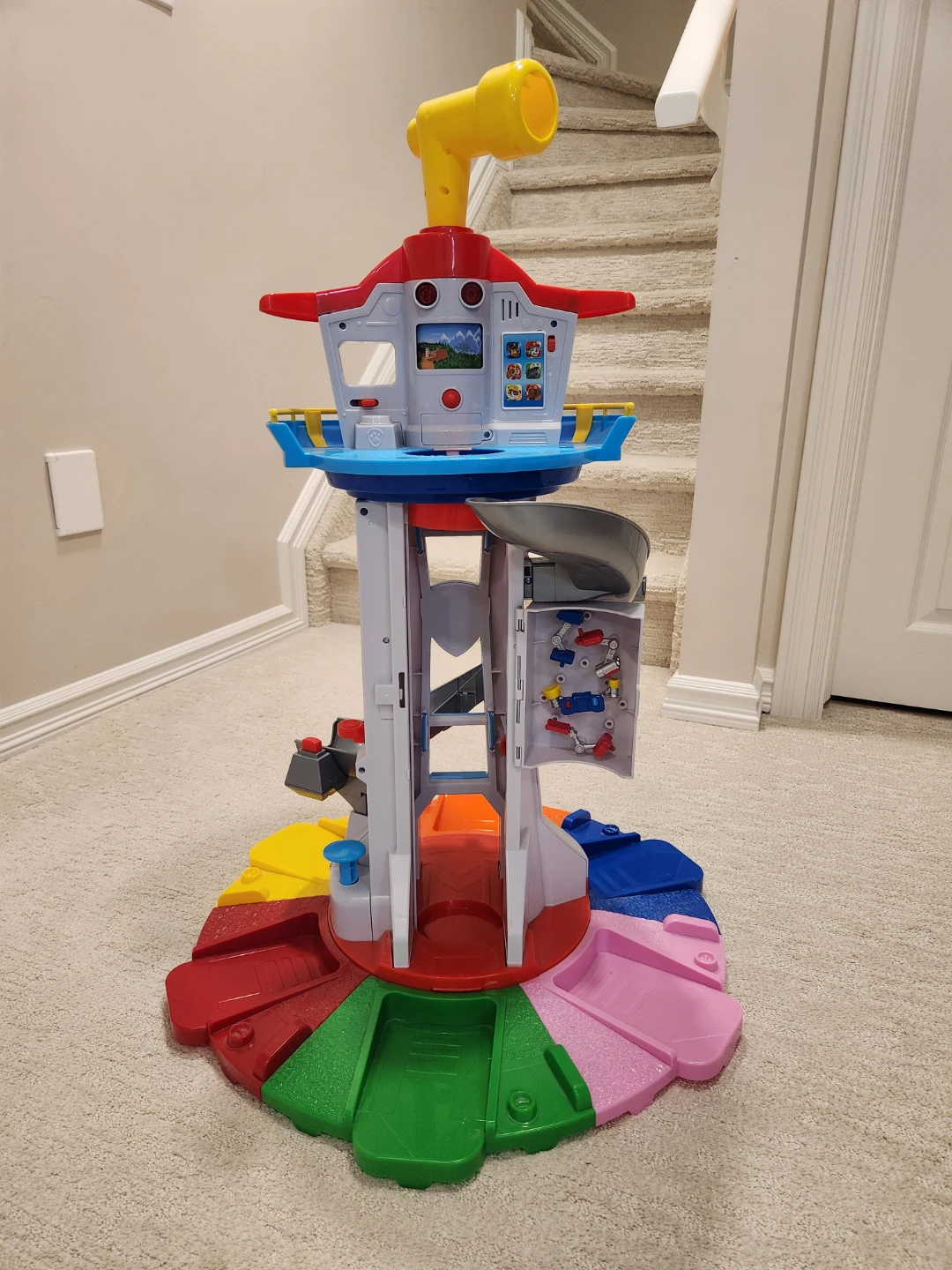 Paw Patrol Tower and Vehicles Playset - photo 3