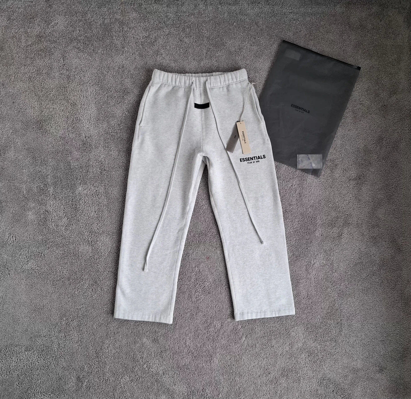 ESSENTIALS Fear of God Relaxed Sweats - photo 2