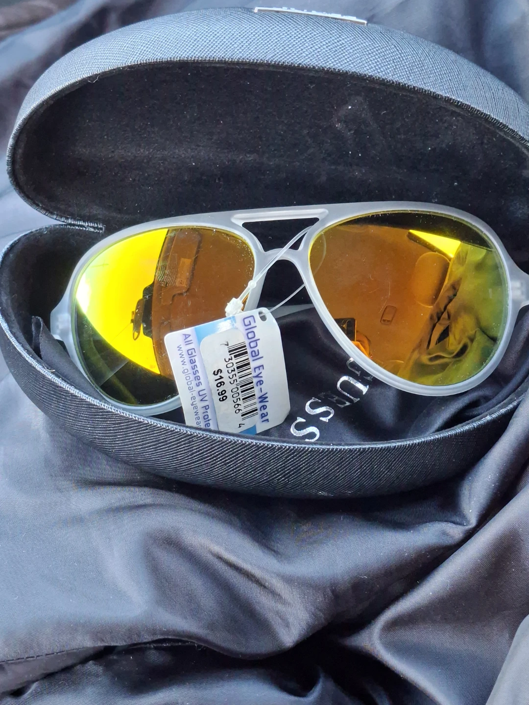 Guess Sunglasses with Guess Case