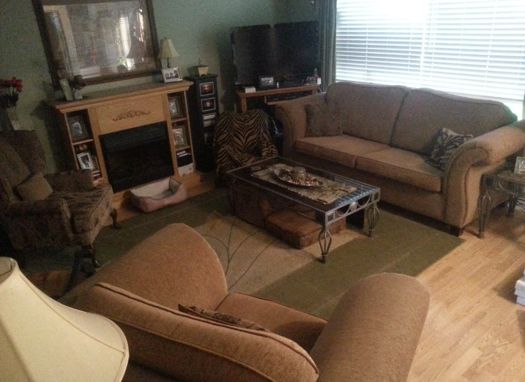 3 piece sofa set with pillows