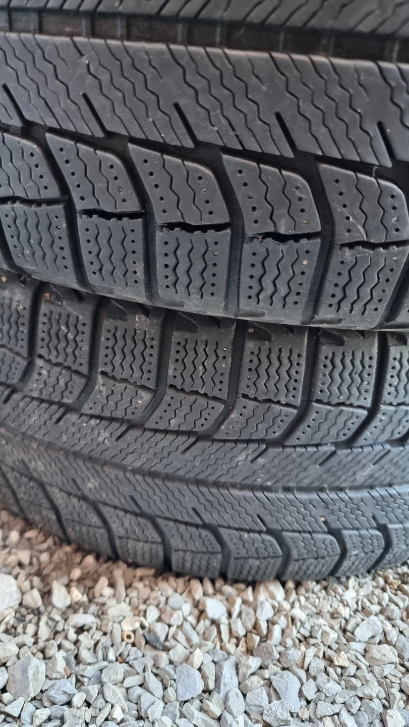 Toyota Michelin - Set of 4 Winter Tires - photo 2
