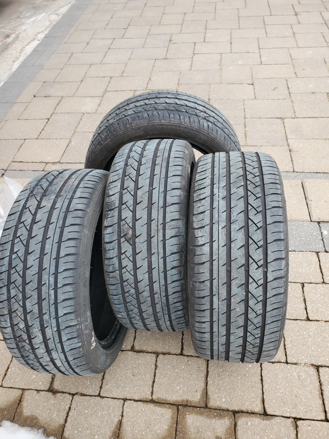 225/45 R17  almost New condition X 4