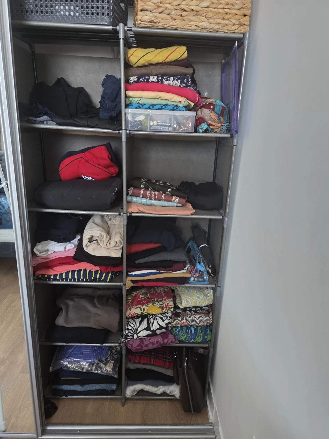 Shelf unit