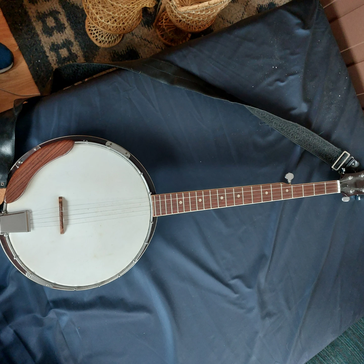 Vintage Kent Banjo with Gig Bag