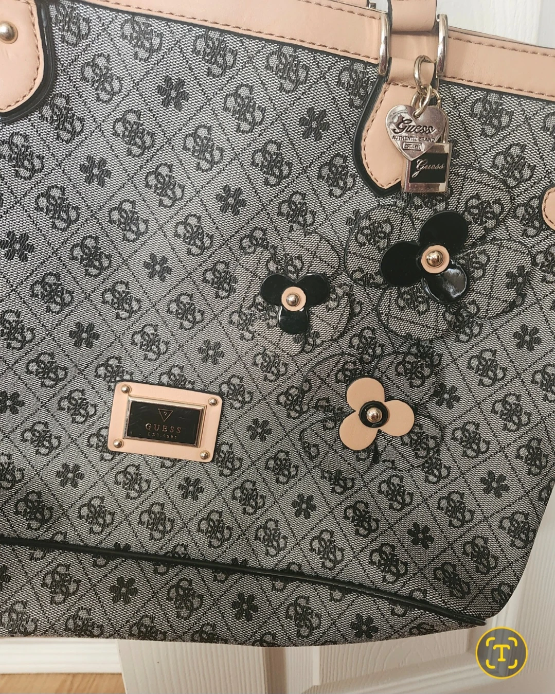 Guess Tote Bag with Floral Accents - photo 2