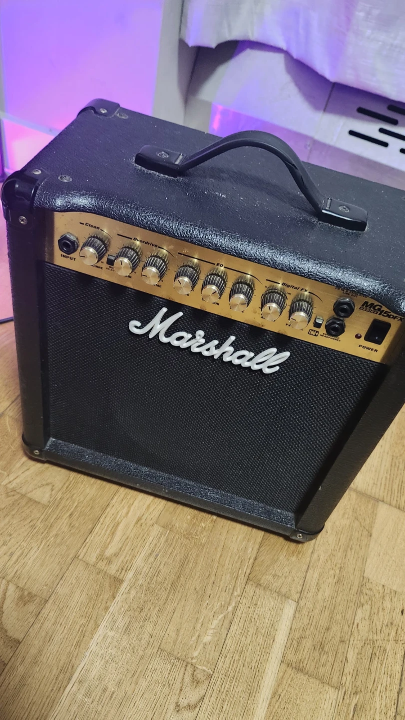 Marshall MG15DFX Guitar Amplifier (only amp)