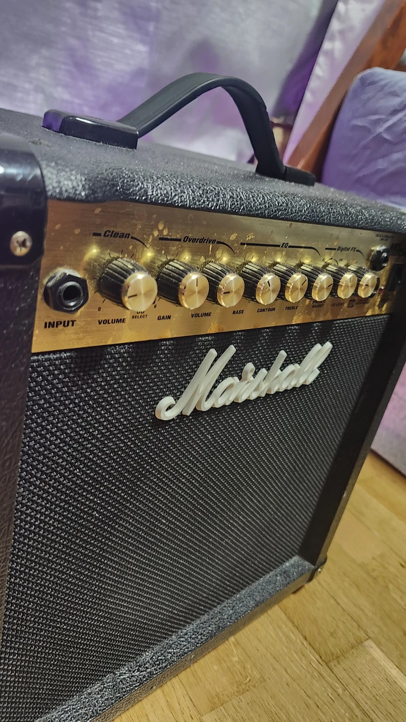 Marshall MG15DFX Guitar Amplifier (only amp) - photo 2