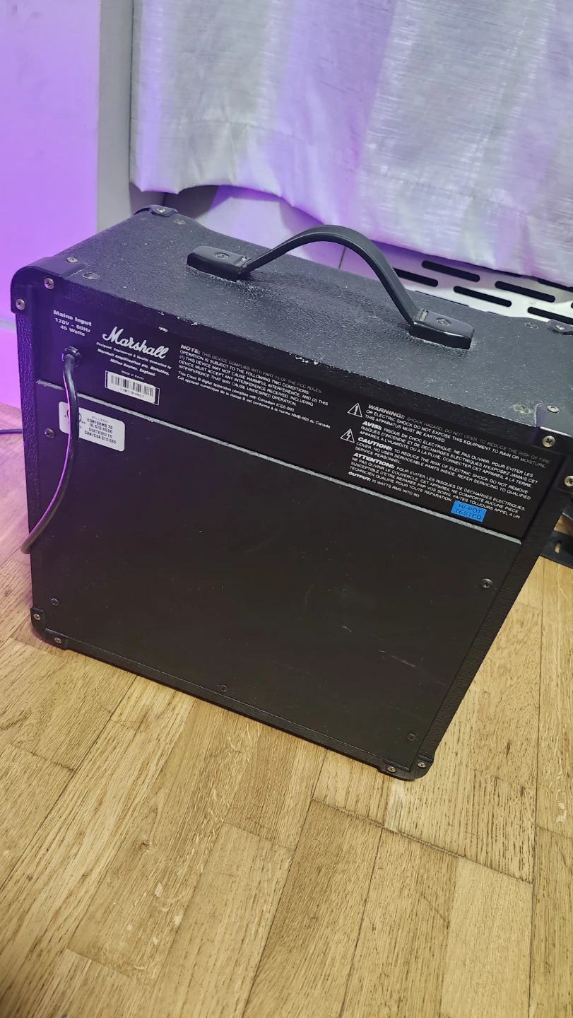 Marshall MG15DFX Guitar Amplifier (only amp) - photo 4