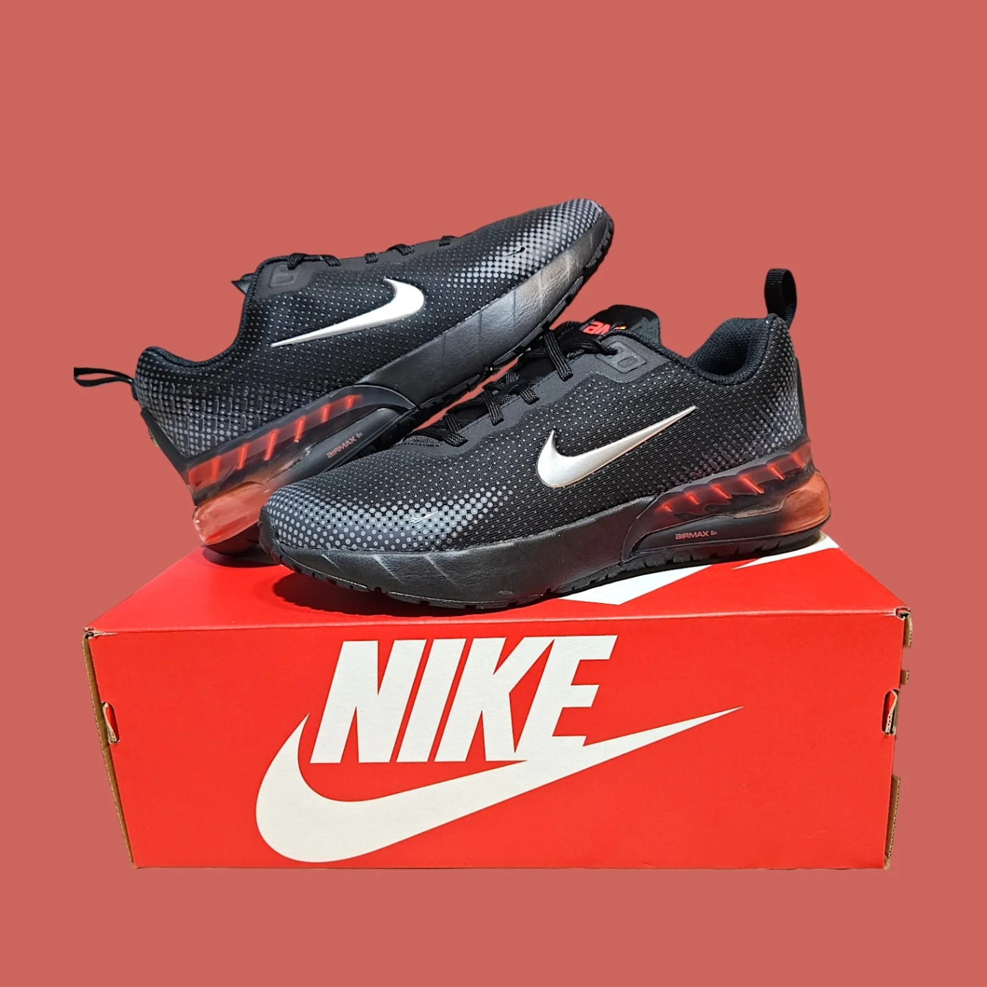 🚹 6.5Y US — Nike Air Max Pheonix GS 2025 [BLACK/CRIMSON]