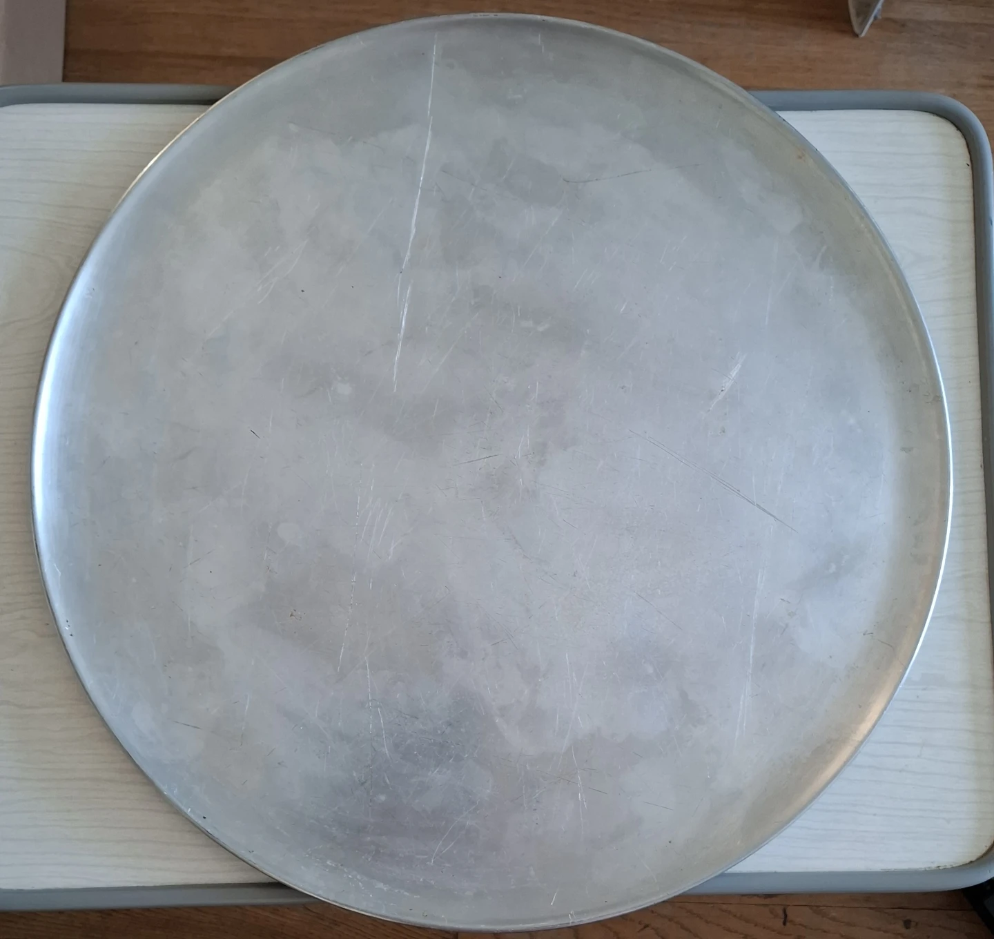Round Pizza Pan - photo 2
