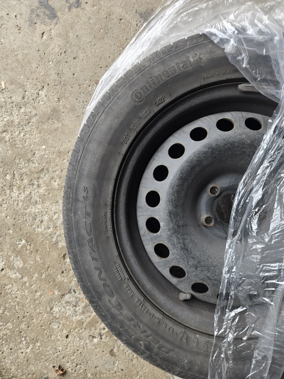 Continental PureContact LS Tire and Rim