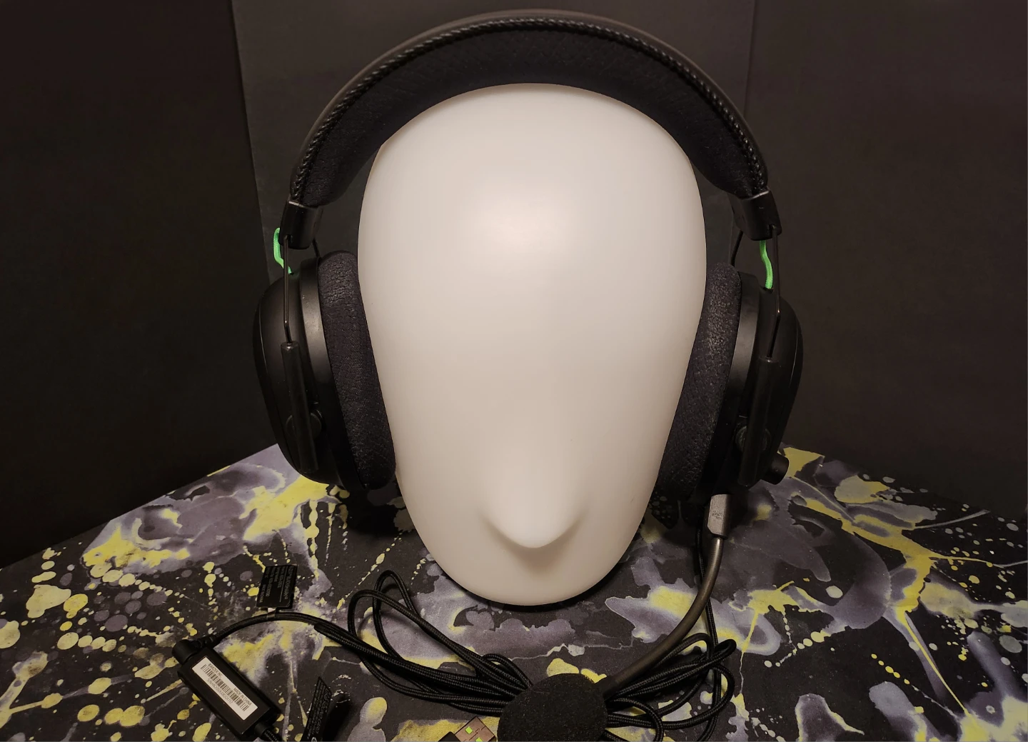 Razer Blackshark V2 Wired Gaming Headset with USB Sound Card - photo 2