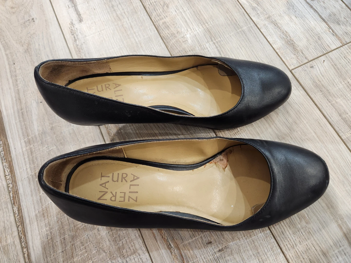 Naturalizer Black Wedge Heels size 5.5