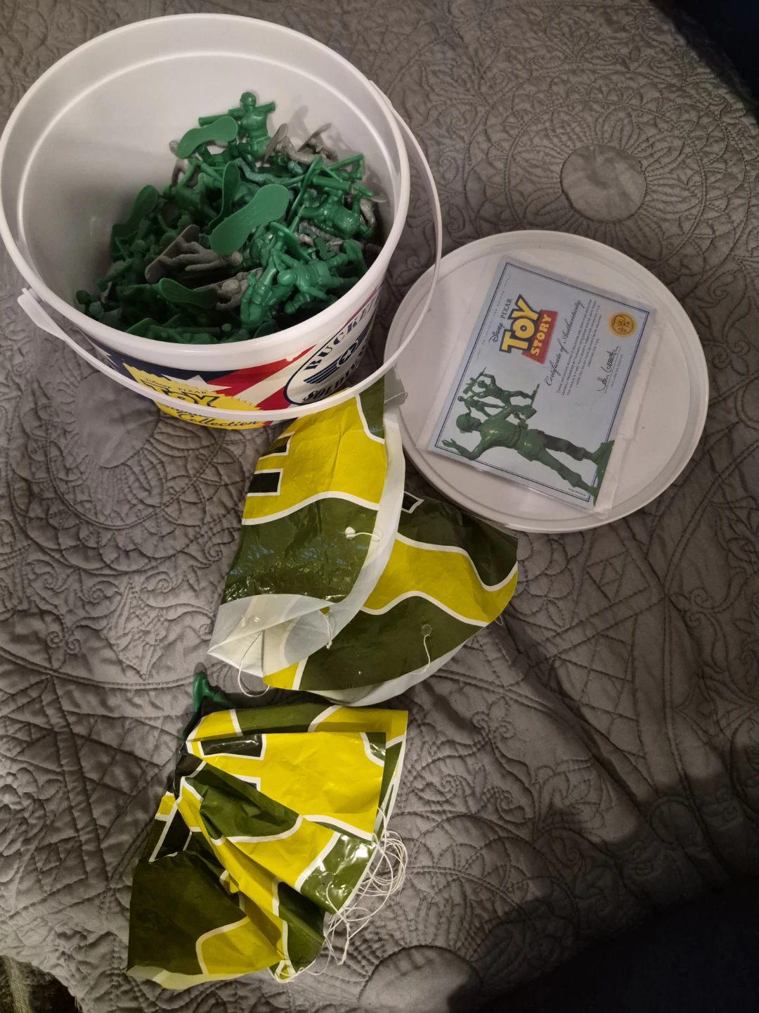 Disney Pixar Toy Story Bucket O' Soldiers
