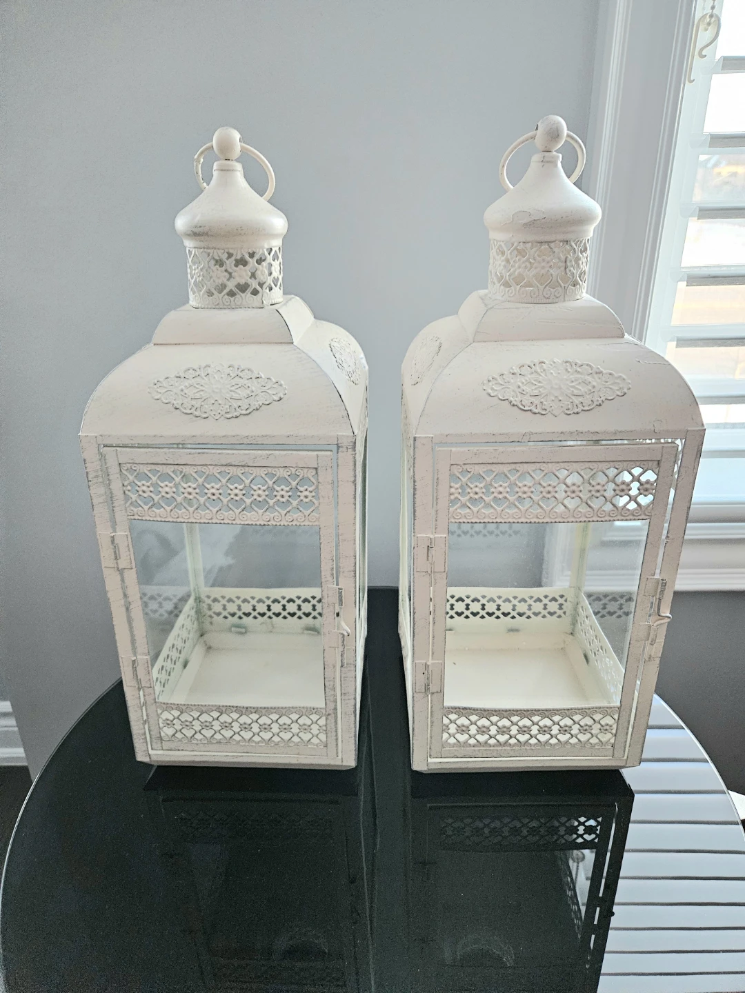 3 White Metal Lanterns - photo 2