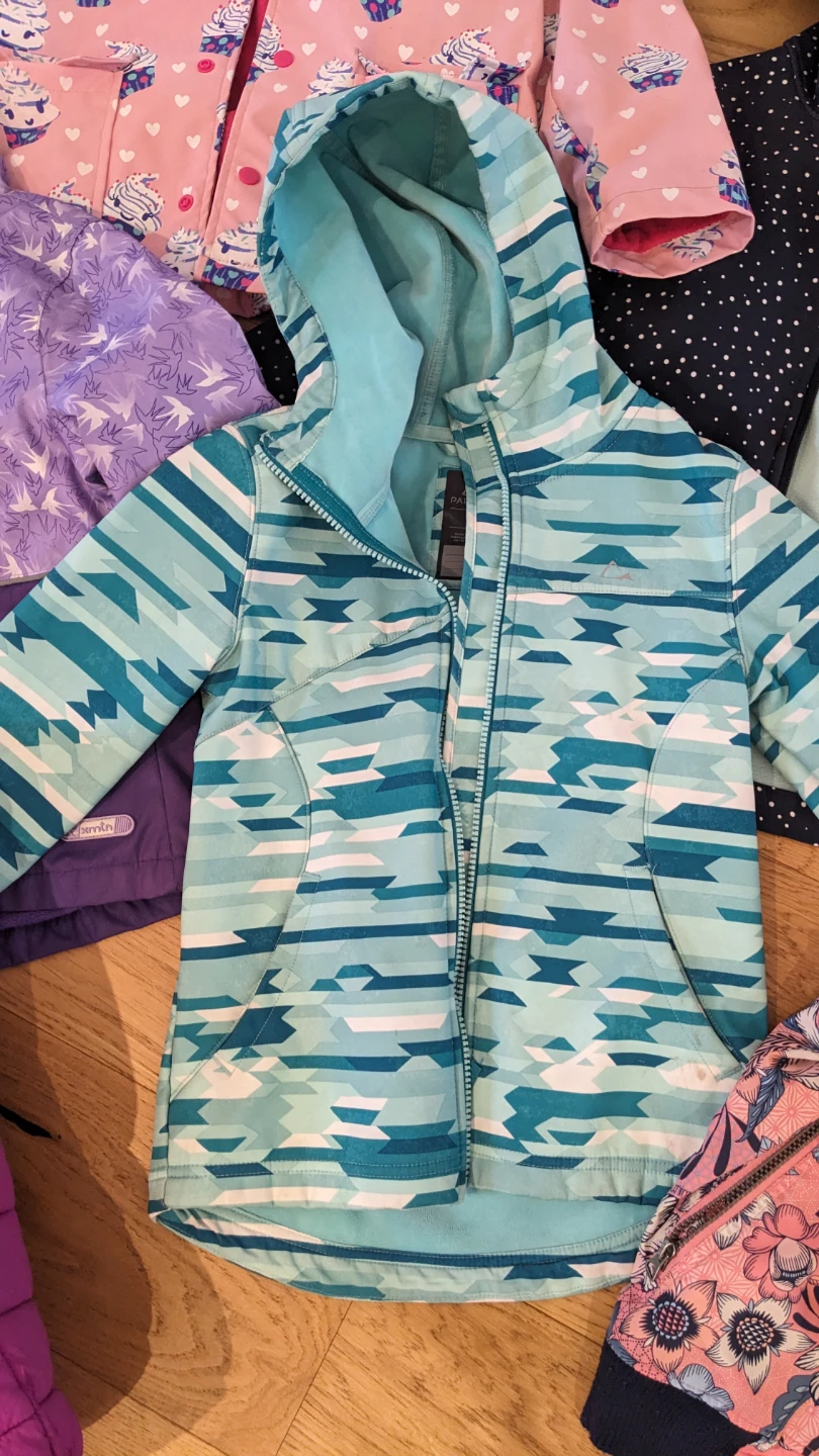 Spring jackets, size 6–8 - photo 3
