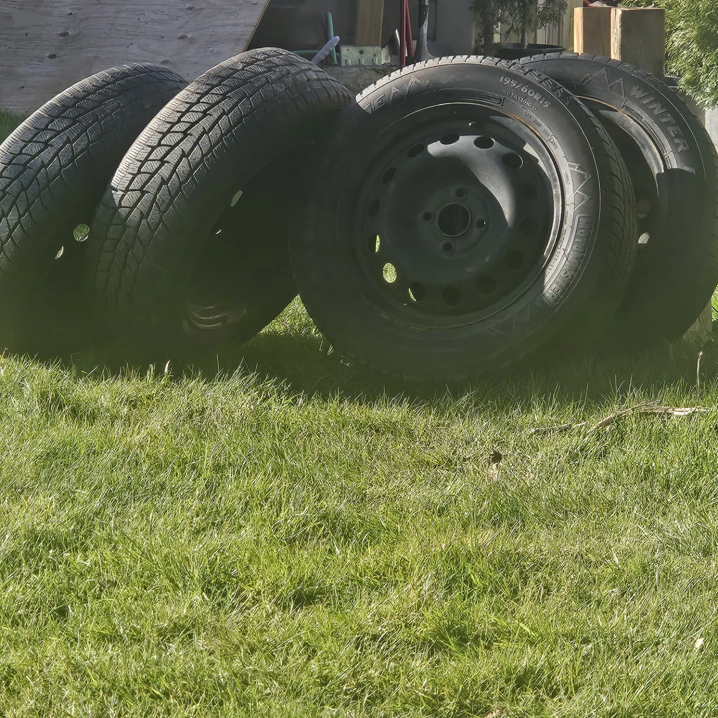 Tire with rim - photo 3