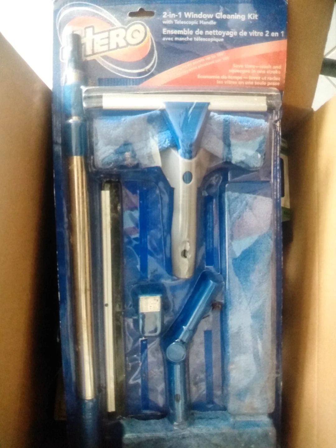 HERO 2-in-1 Window Cleaning Kit with Telescopic Handle