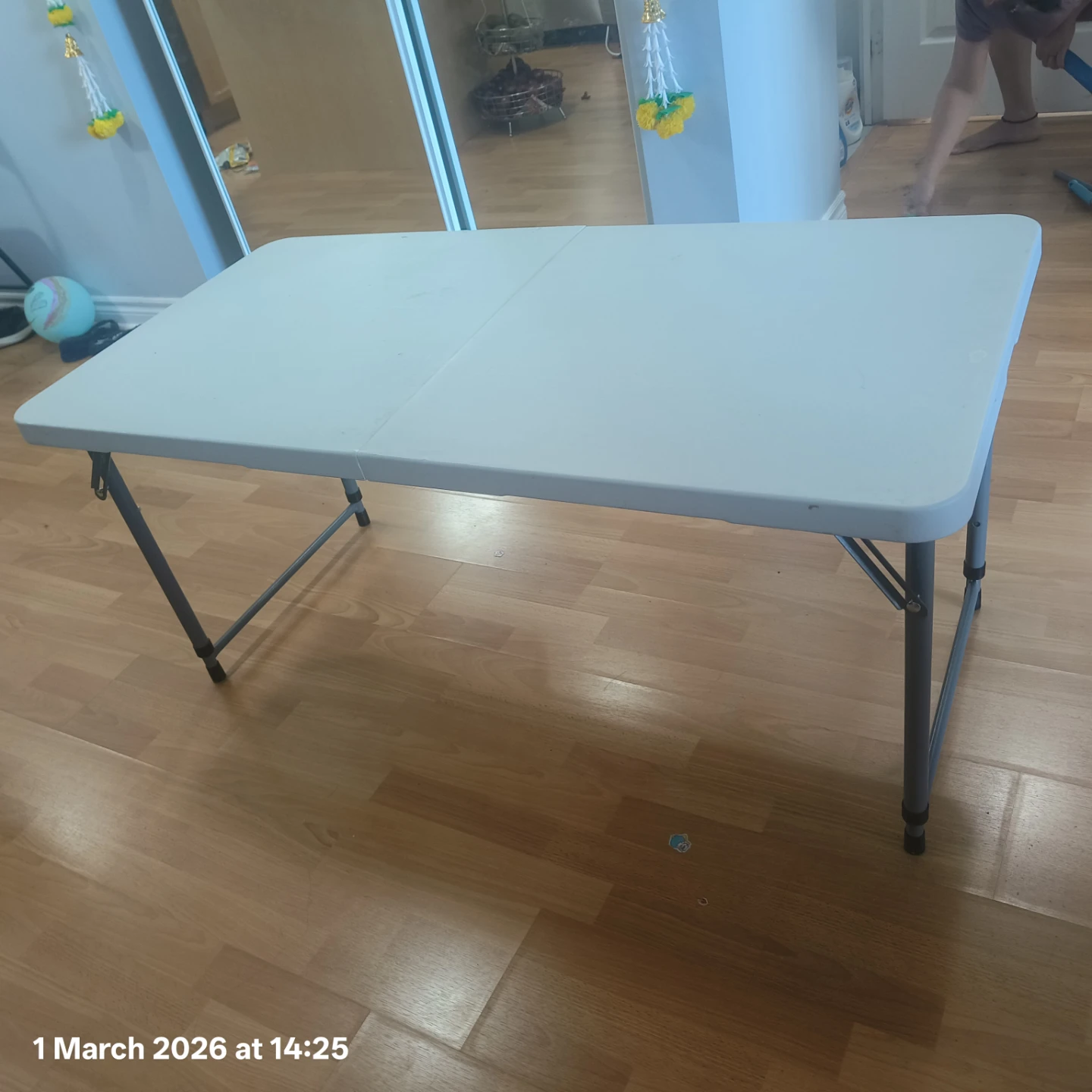 Folding Table