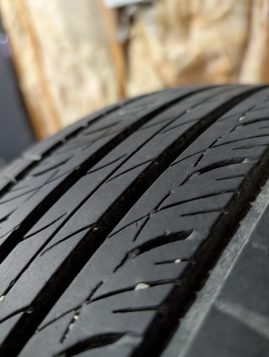 (4)-215/45R17 All Season Tires/Alloy Rims 2012 Hyundai Elantra - photo 5