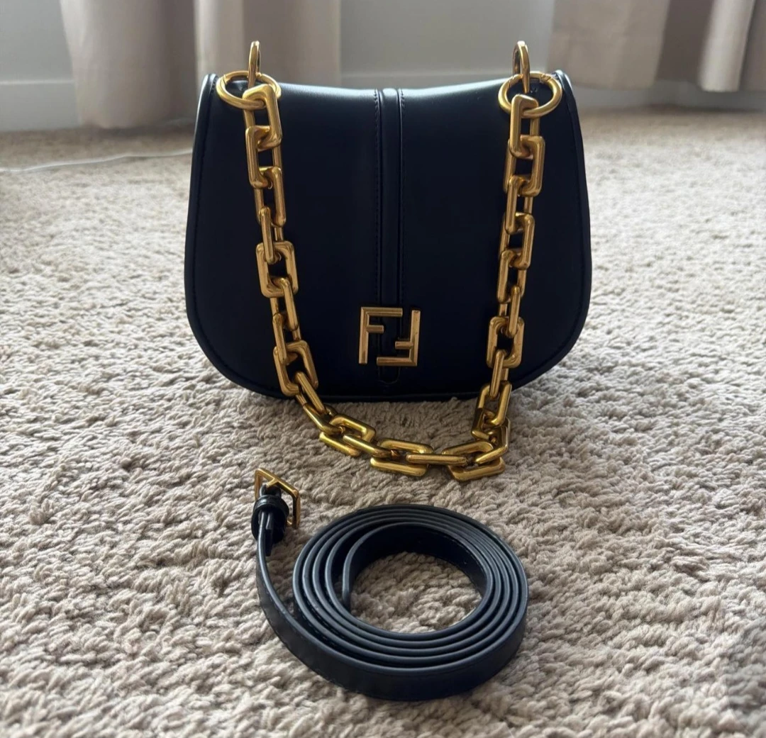 Black Leather Shoulder Bag with Gold Chain - photo 3