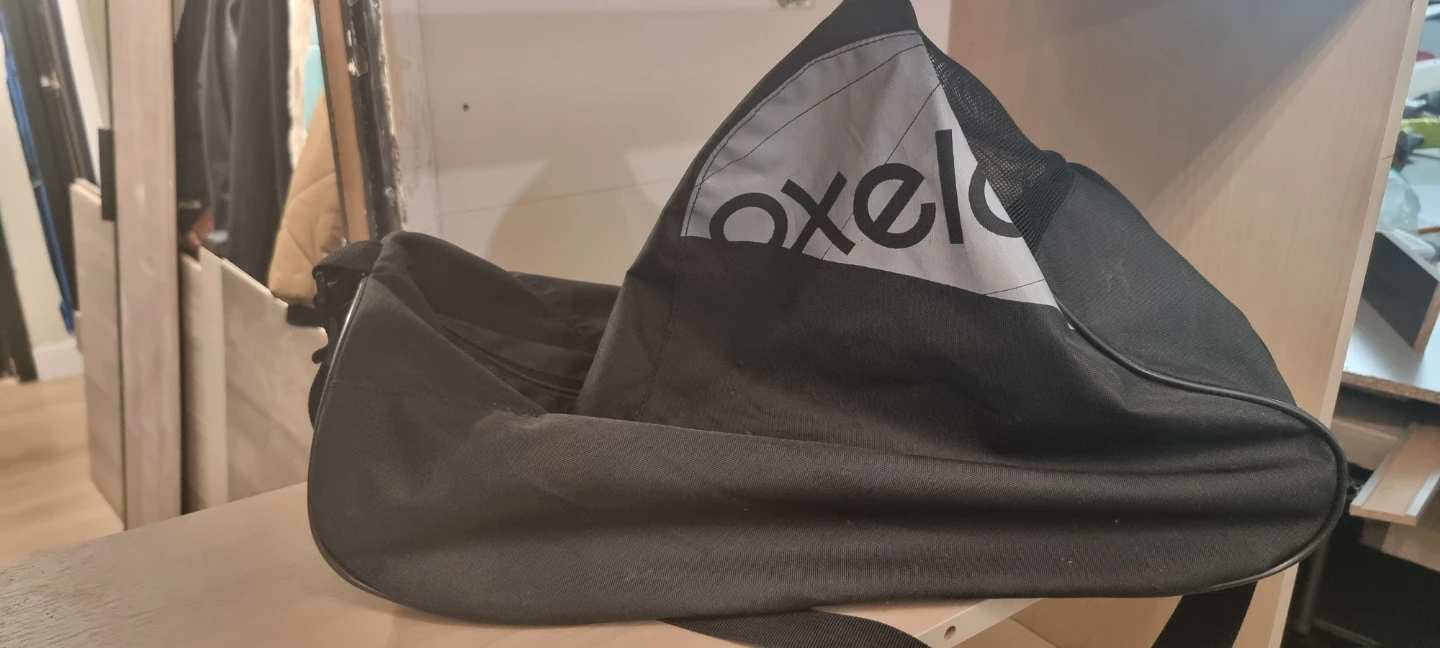 Oxelo black ice skates bag🧡