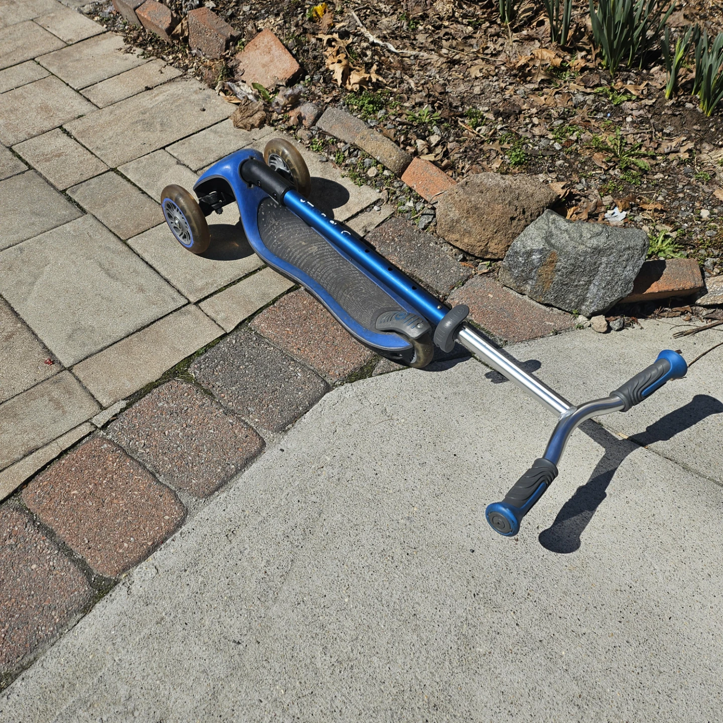 Blue 3-Wheel Scooter for Kids - photo 2