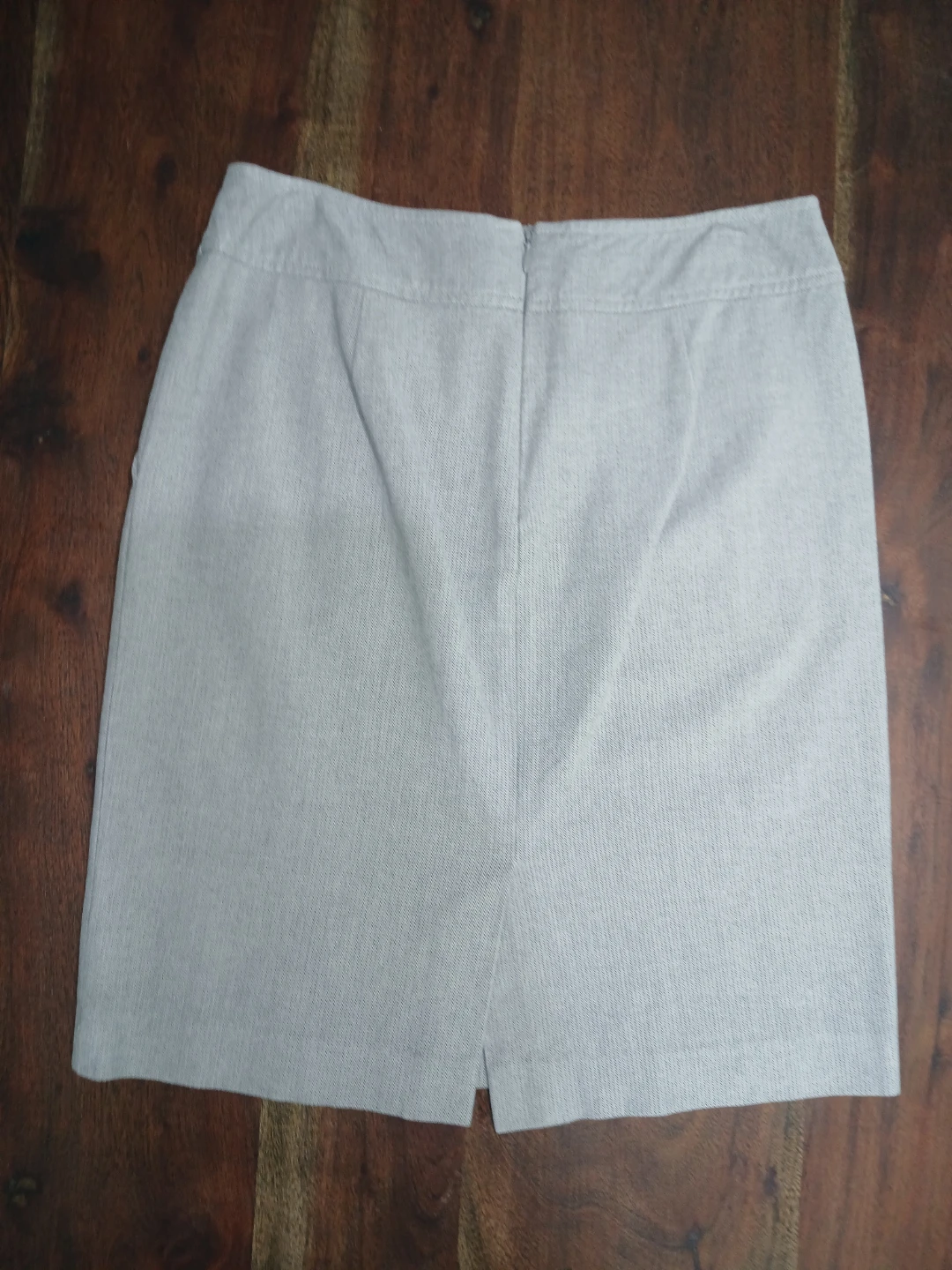 Banana Republic Grey Pencil Skirt - Size 4