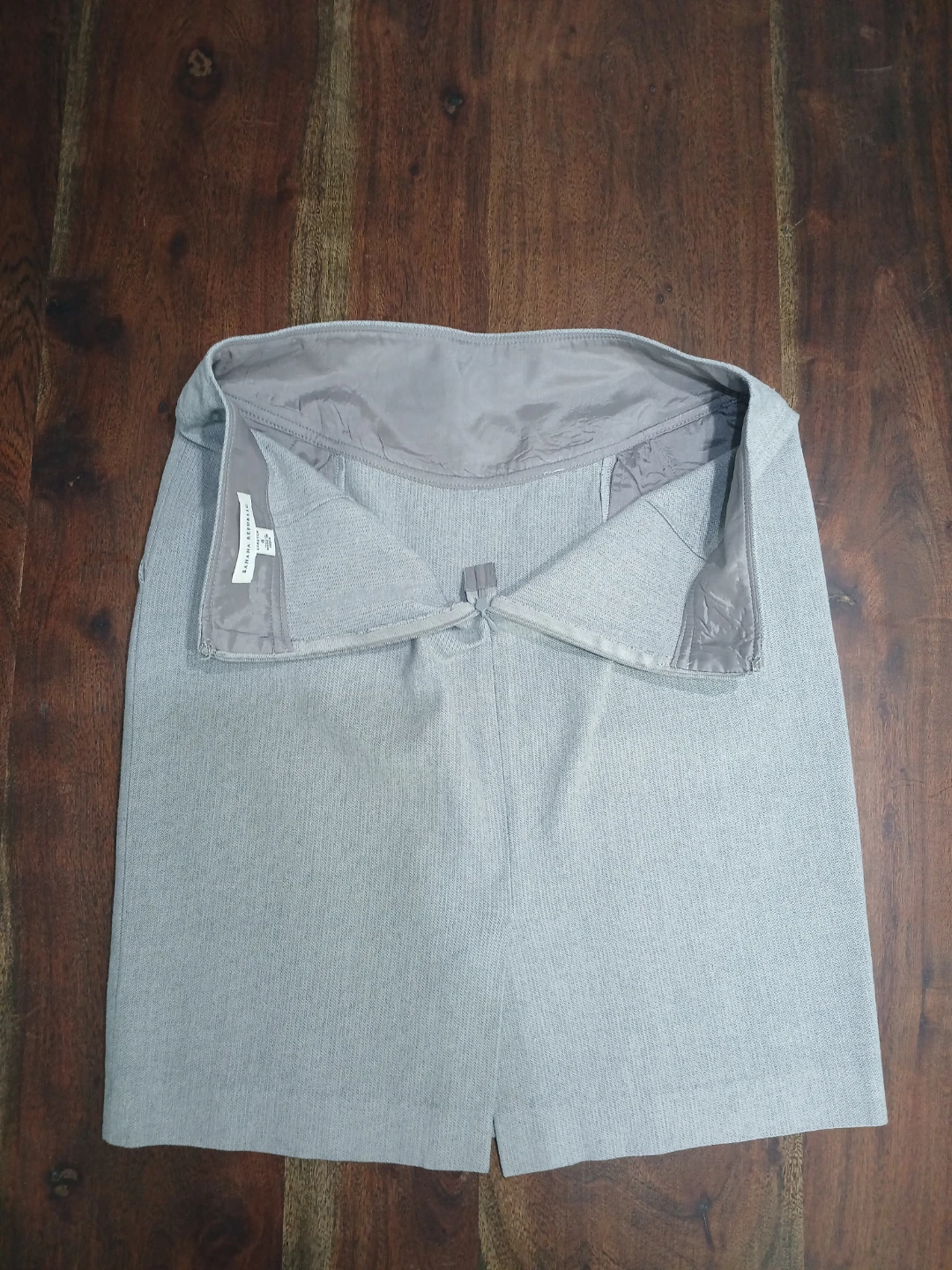 Banana Republic Grey Pencil Skirt - Size 4 - photo 2