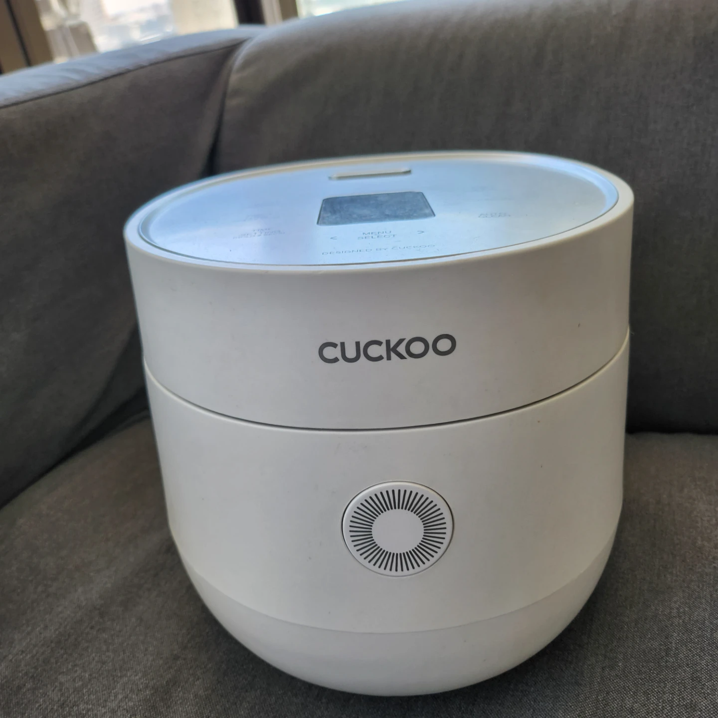 Korean rice cooker - Cuckoo CR-0675F