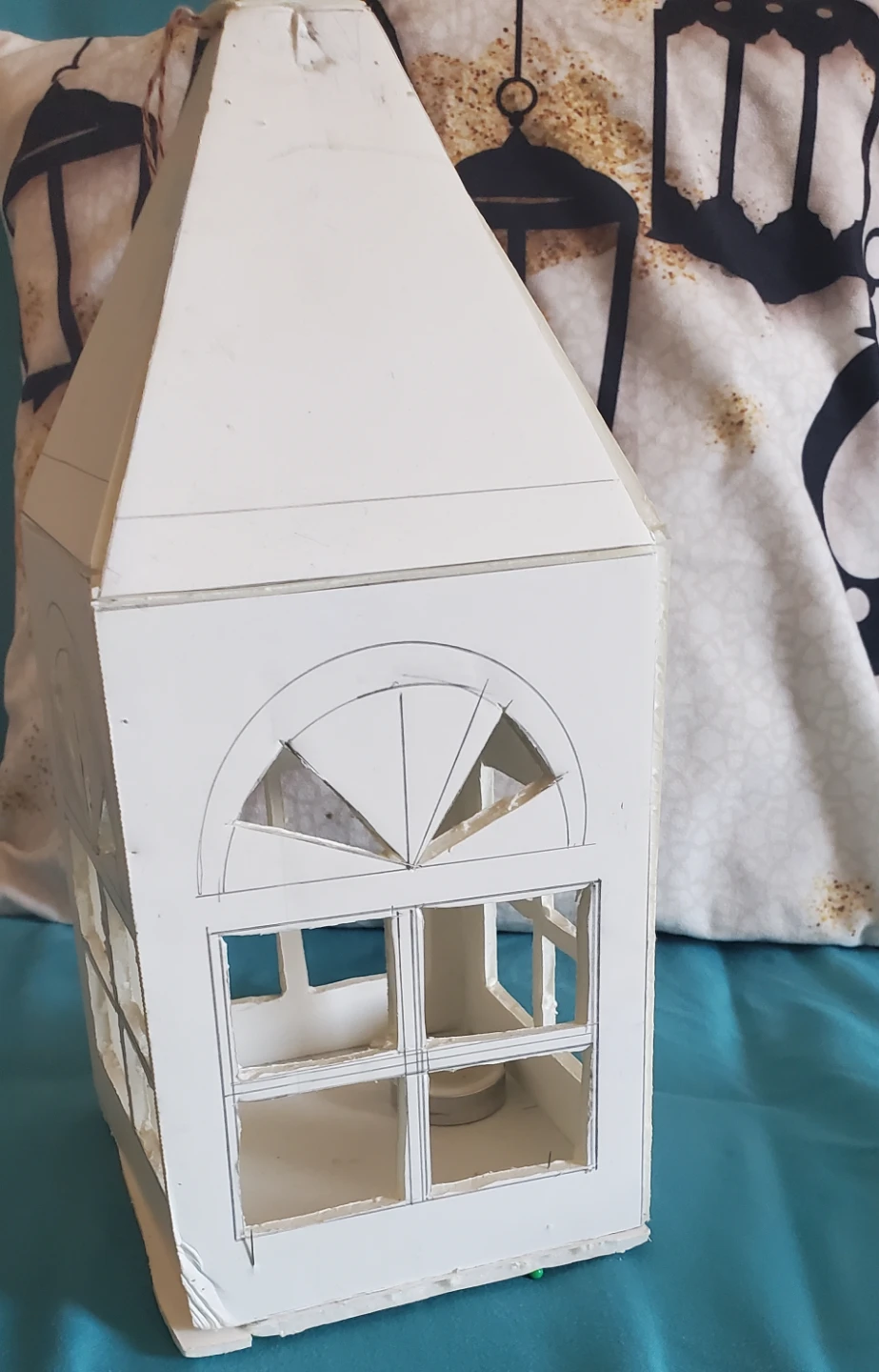 DIY Lantern House 🥕