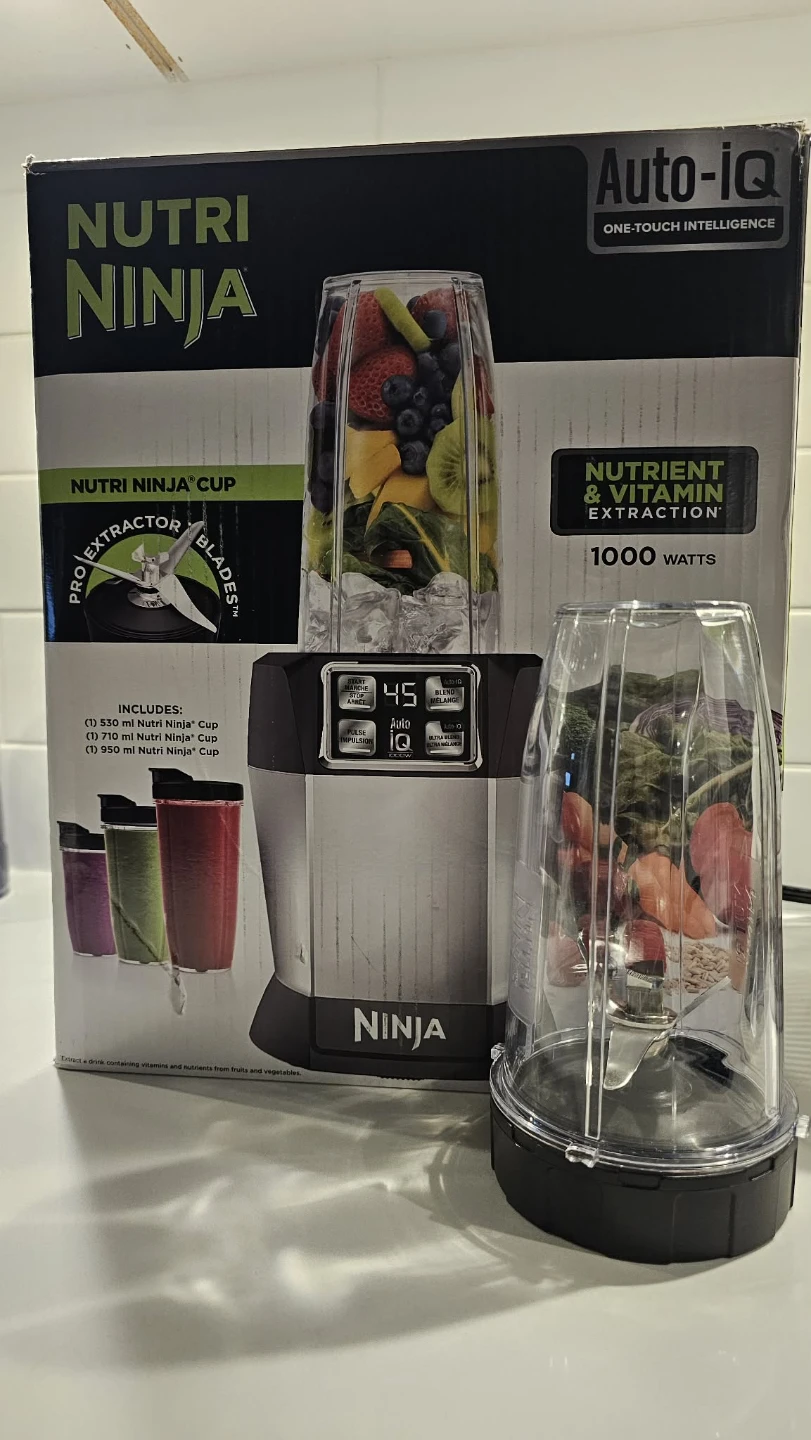 Ninja Nutri Ninja Auto-IQ Blender with 1000 Watts