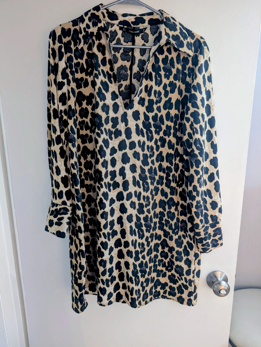Zara Basic Leopard Print Long Sleeve Shirt