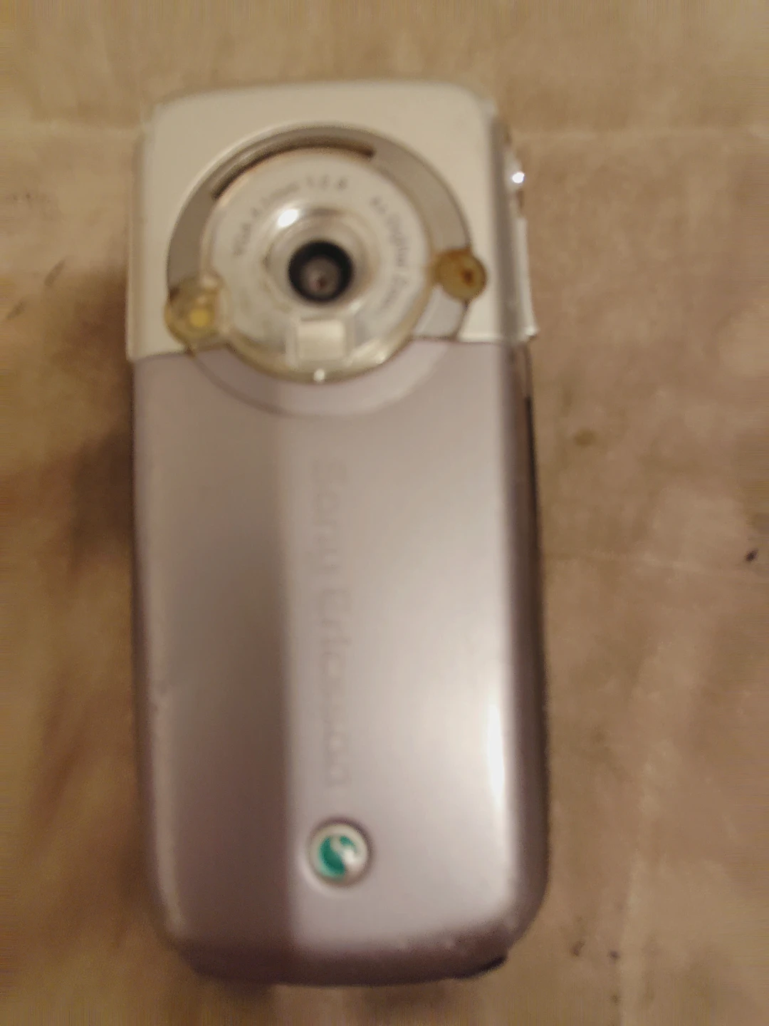 Sony Ericsson Cell Phone - photo 2