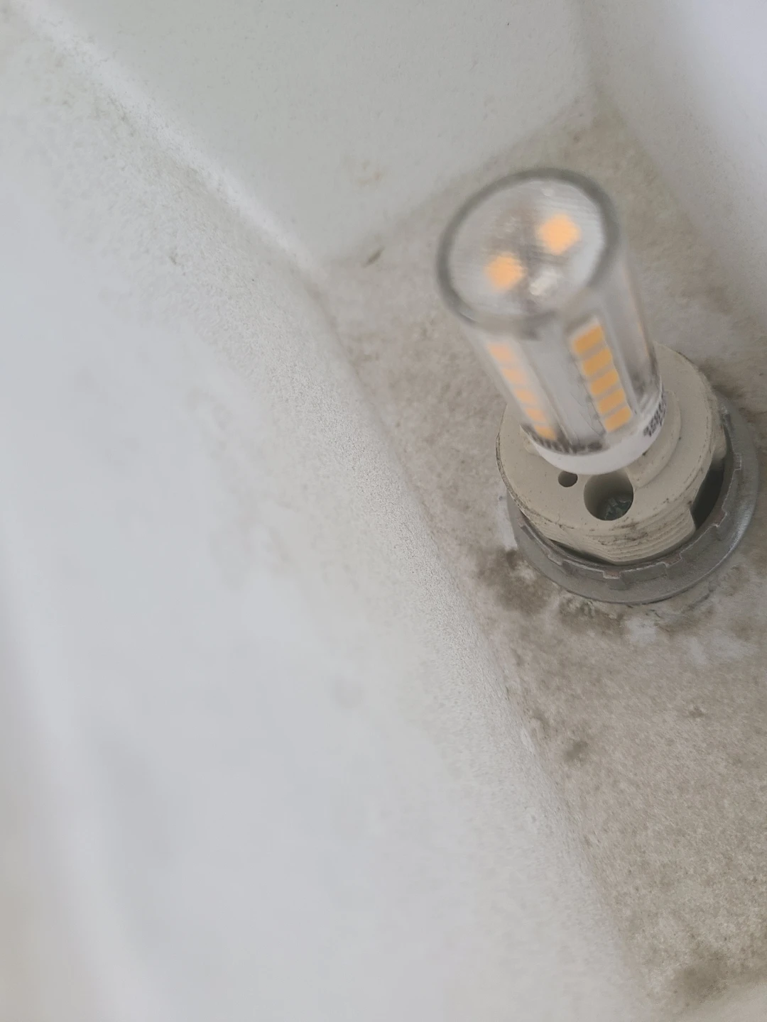3-Light Vanity Fixture - photo 4