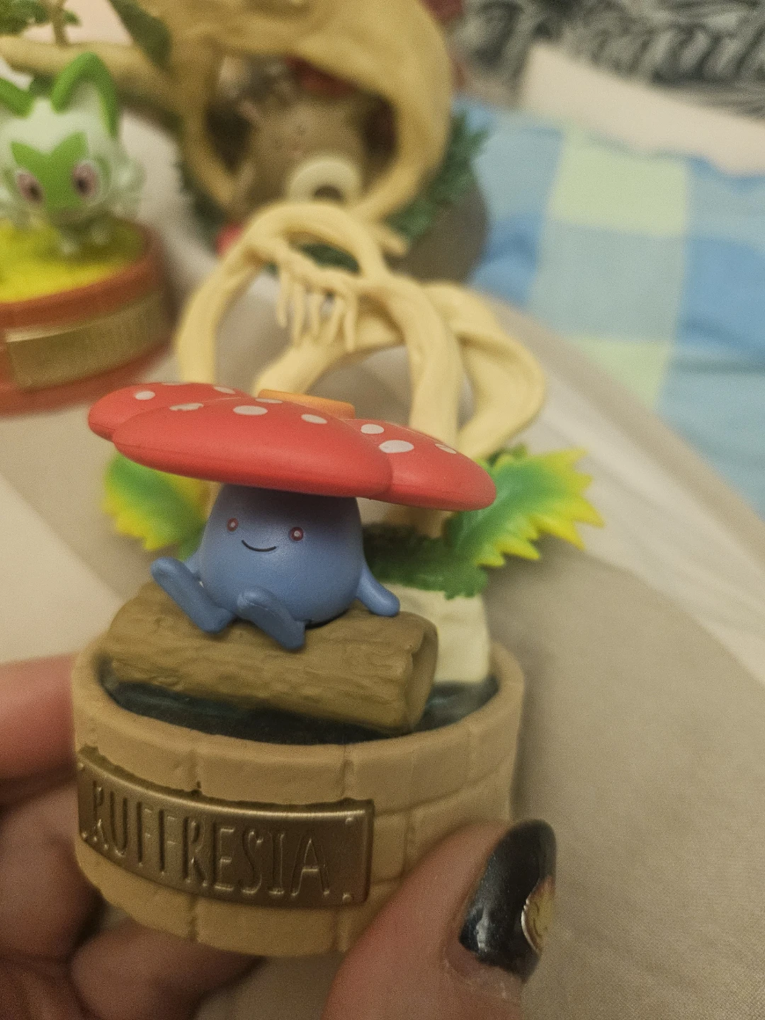 Re-Ment Pokemon A Little Tale of the Forest Vileplume Figure - photo 3