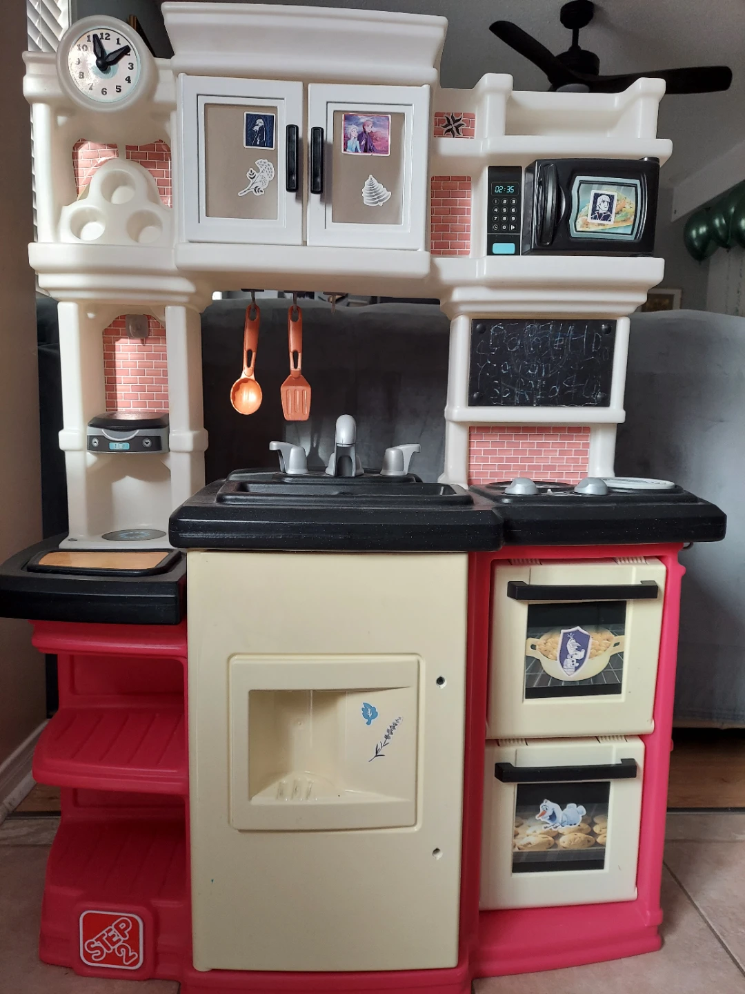 Step2 Kids Play Kitchen