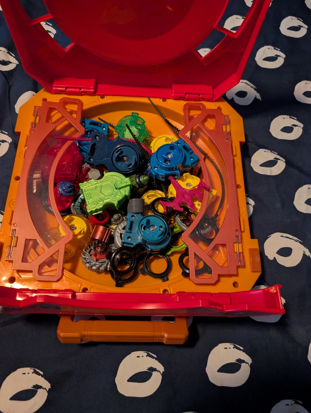 Beyblade Metal Fusion Lot - photo 2