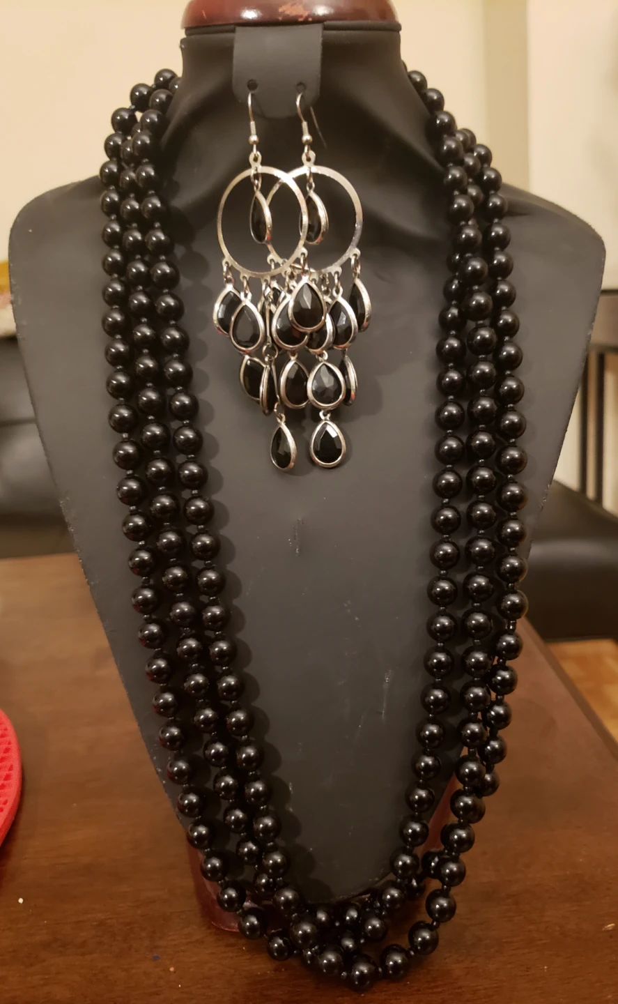 Black Beaded Necklace and Teardrop Earring Set