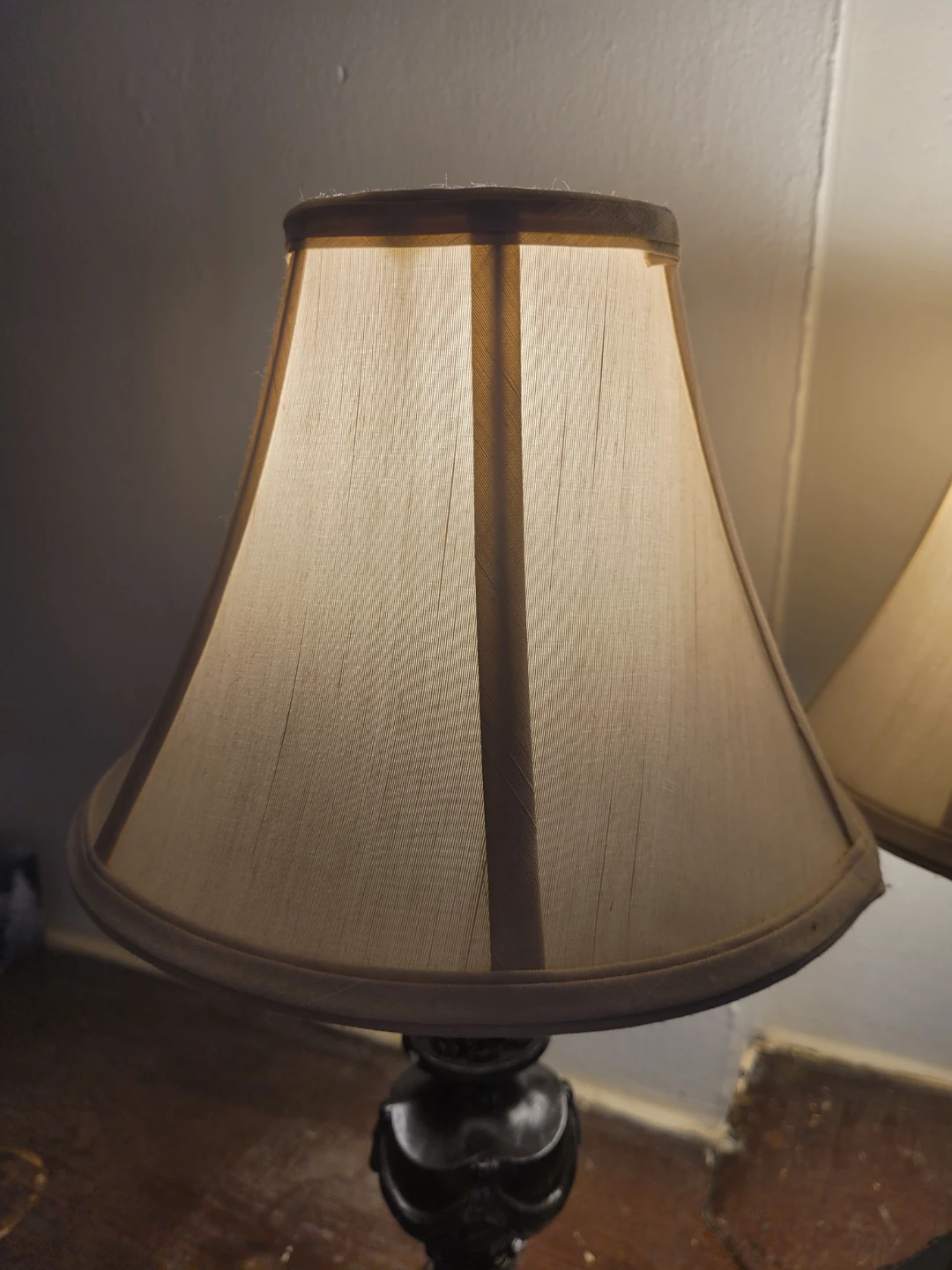 Set of 2 Vintage style Lamps with Beige Shades - photo 2