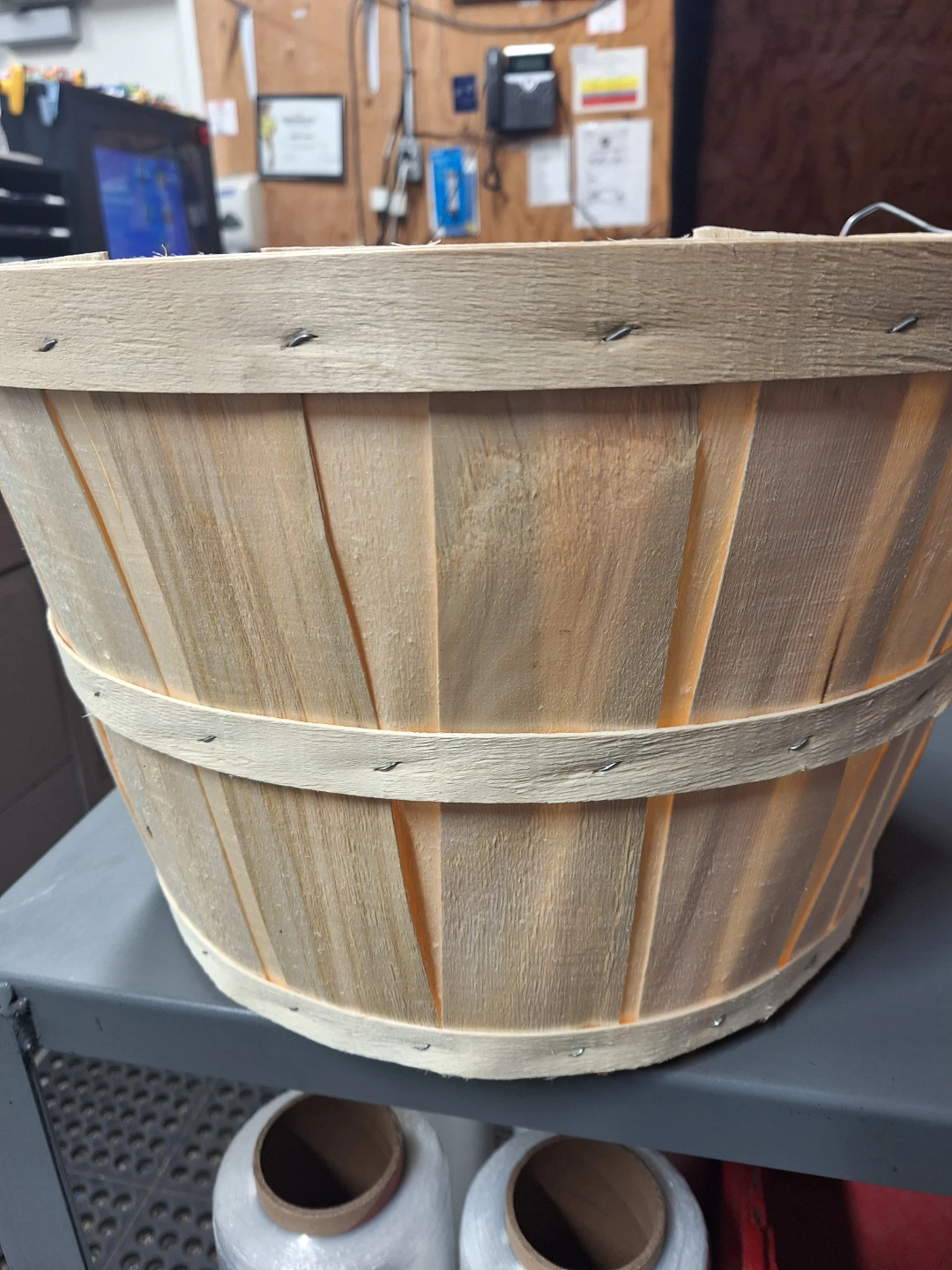 Wooden Bushel Basket - photo 2