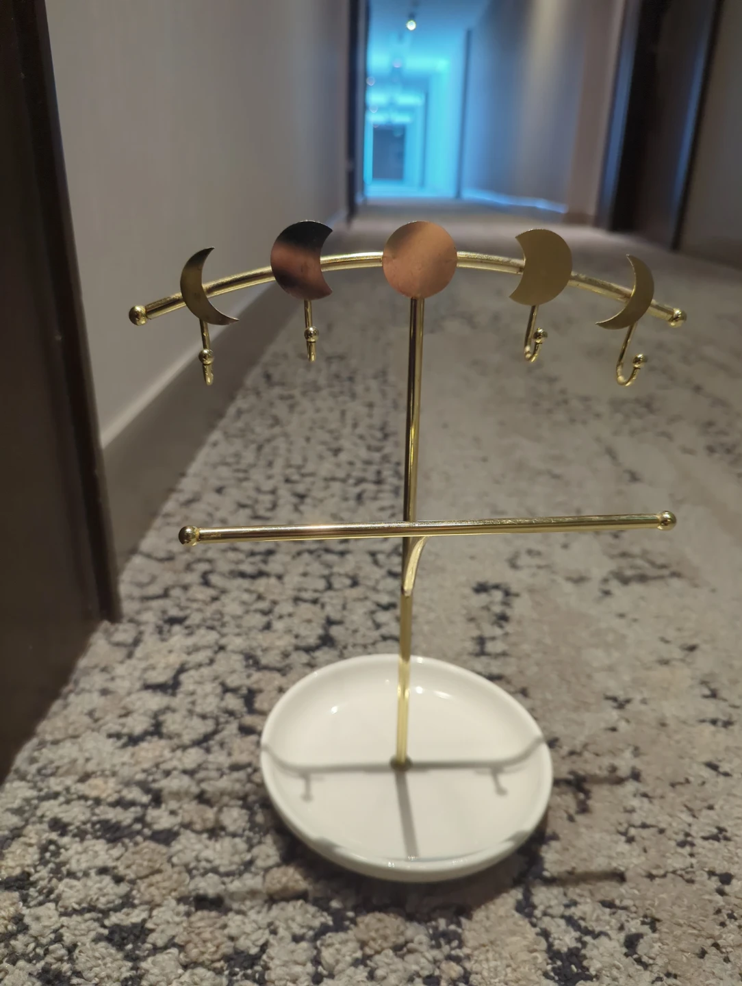 Gold Moon Phase Jewelry Organizer Stand 🧡