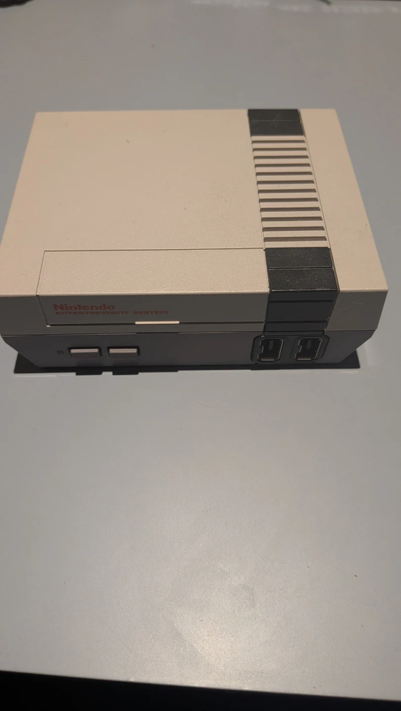 Nintendo Entertainment System Classic Edition